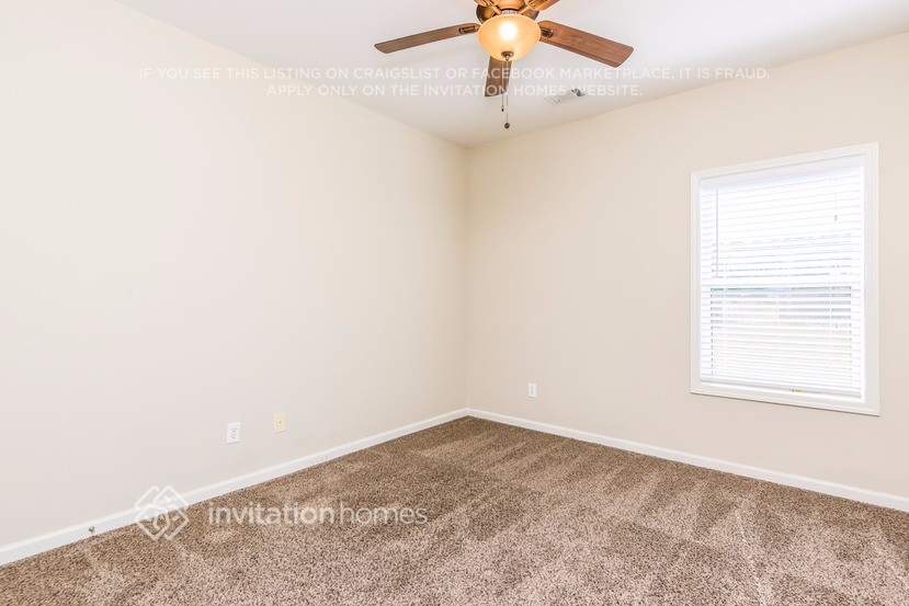 Building Photo - 75 Monarch Way