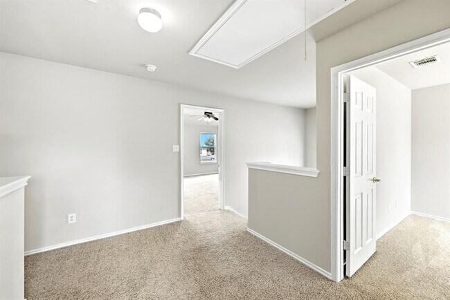 Building Photo - 13316 Marie Ln