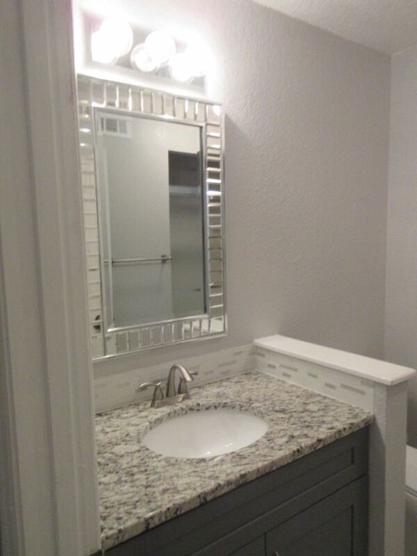 Building Photo - 831 Camargo Way