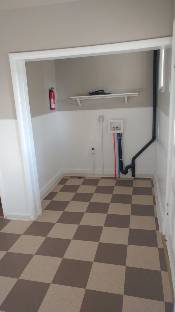 Building Photo - Coming Soon! Available 7/1/25 Downtown Boi...