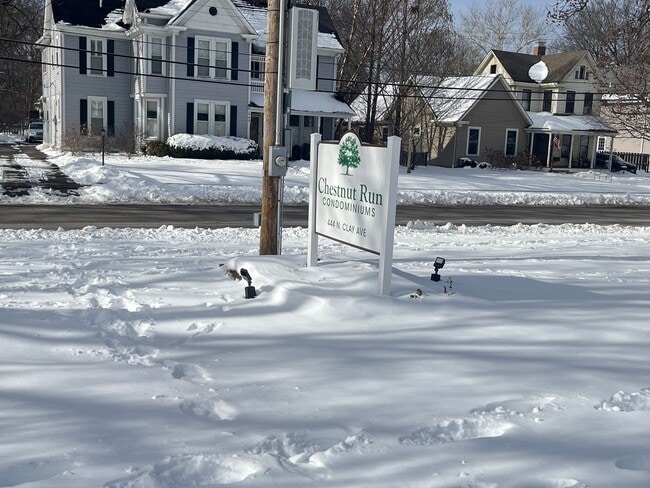 Building Photo - Charming 1 bedroom in Kirkwood. Professionally Managed.