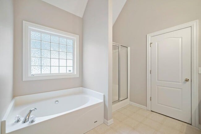 Building Photo - 961 College Pl Ct NW