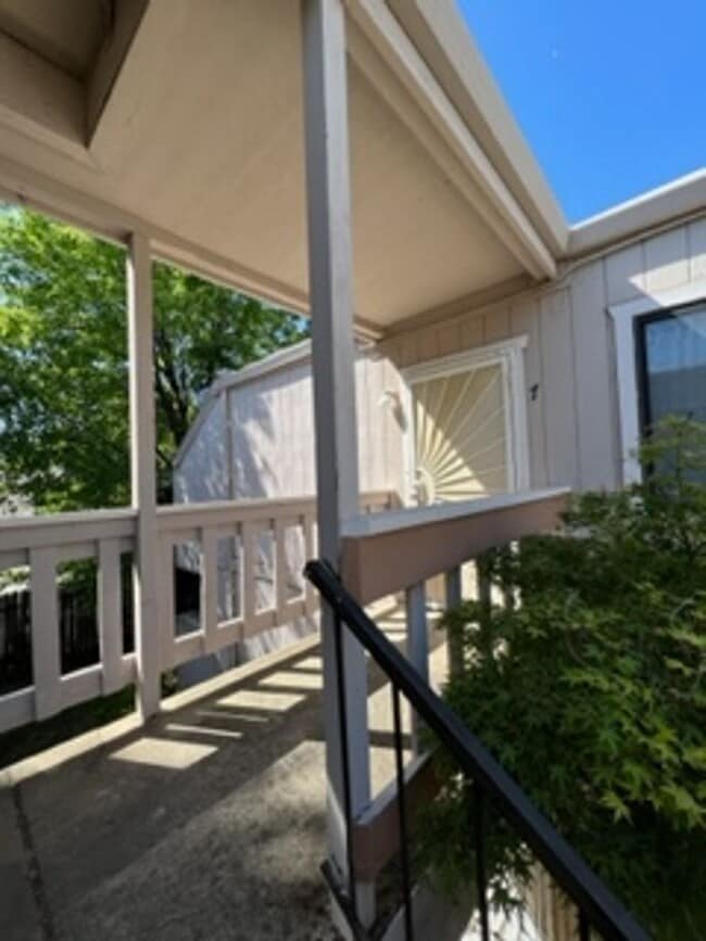 Building Photo - 2200 Notre Dame