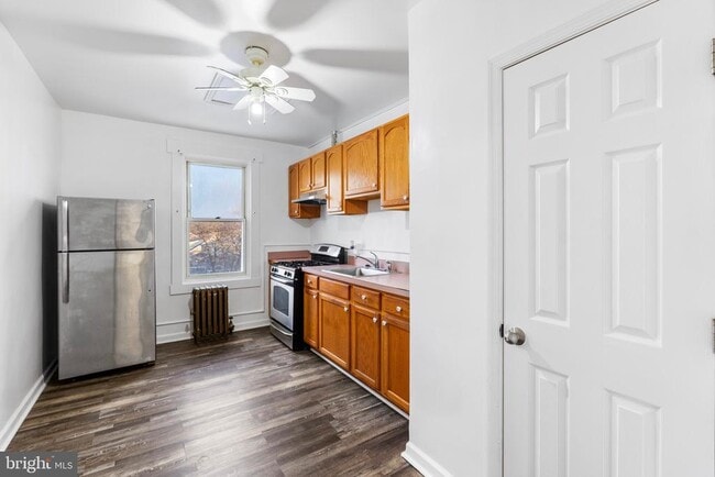 Building Photo - 6915 Harford Rd