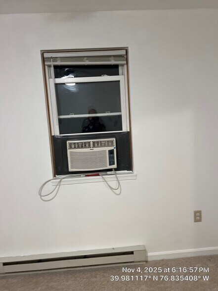 Building Photo - 3706 Tiffany Dr