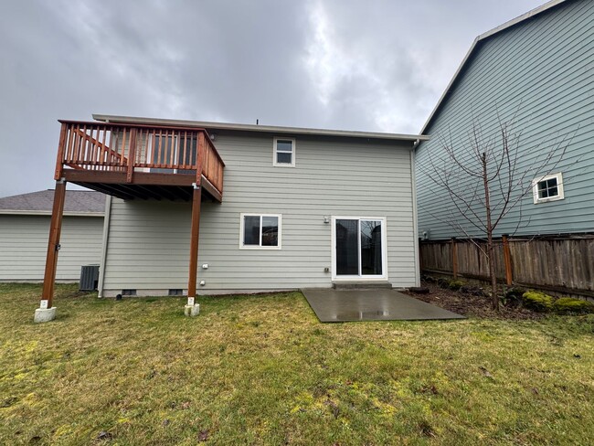 Building Photo - Application Pending - 3 Bedroom House For ...