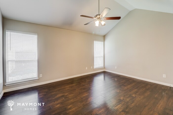 Building Photo - 911 Walters Dr