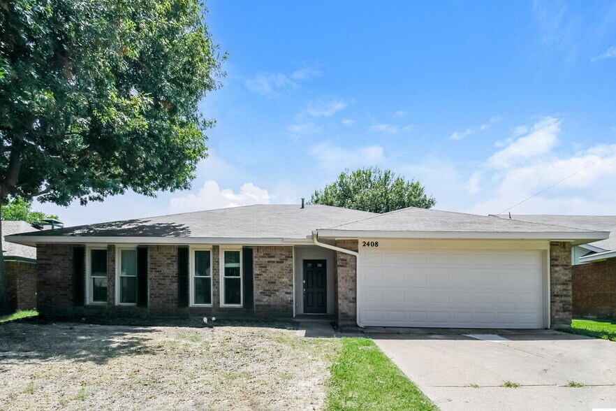Primary Photo - 2408 Havenwood Dr