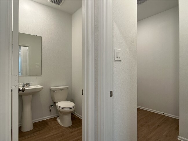 Building Photo - 24019 Steep Climb Dr