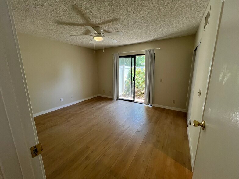 Primary Bedroom - 28549 Conejo View Dr
