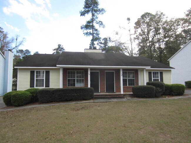 Primary Photo - 2BD/2B Duplex