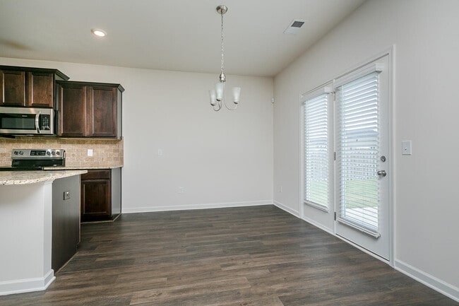 Building Photo - 4027 Abbey Rd