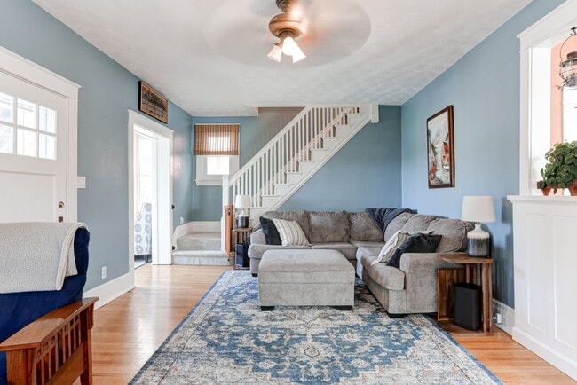 Building Photo - 3 Bed 1 Bath in Lemoyne Pa