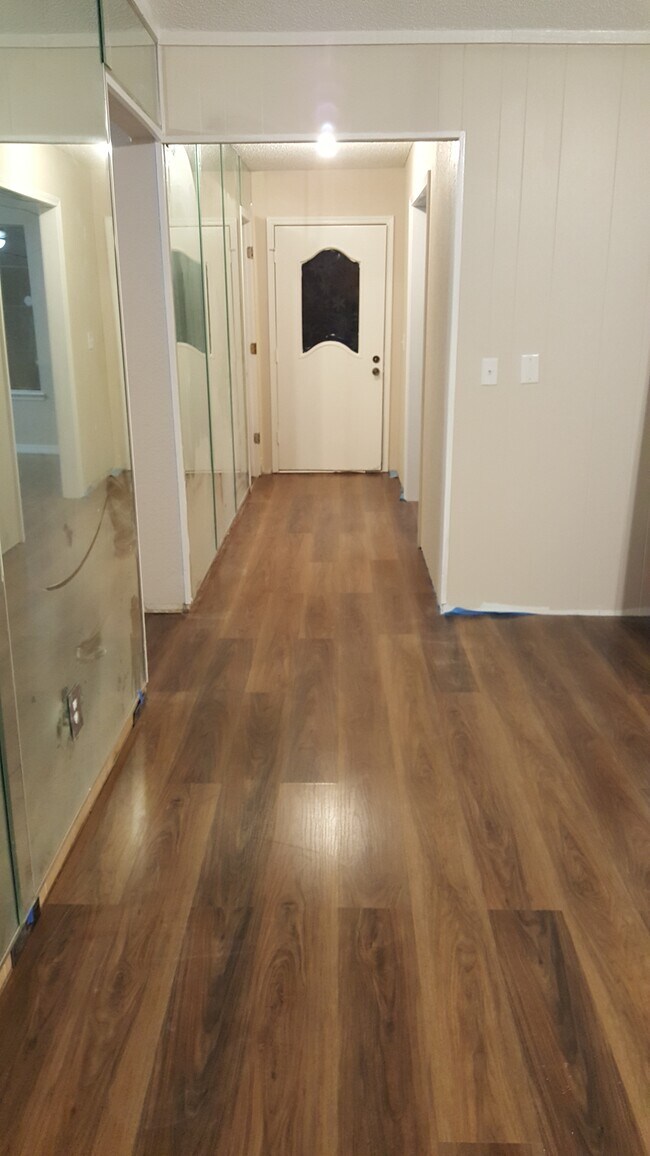 Building Photo - 2304 W Gary St