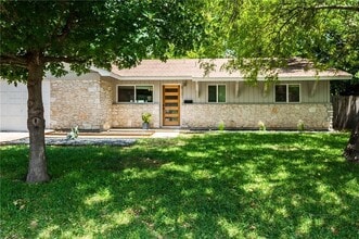 Building Photo - 8101 Logwood Dr