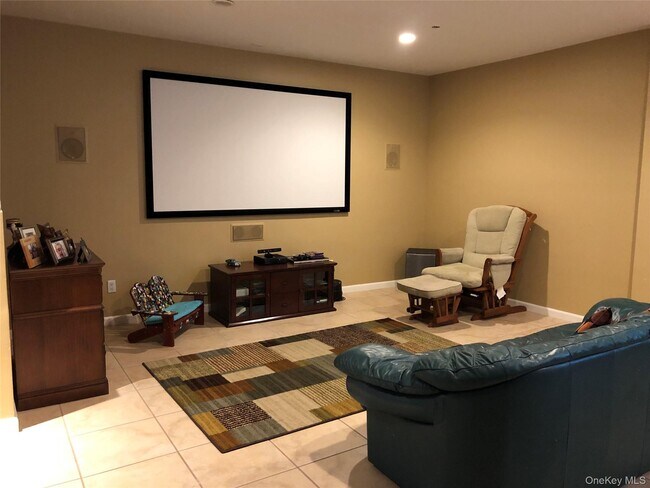 Building Photo - 40 Ellsworth Ave