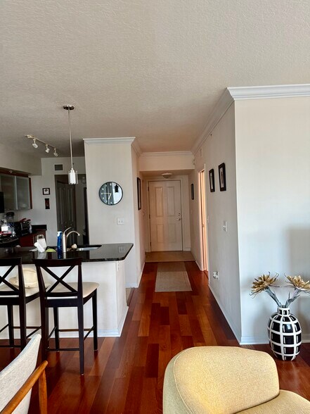 Building Photo - 600 S Dixie Hwy