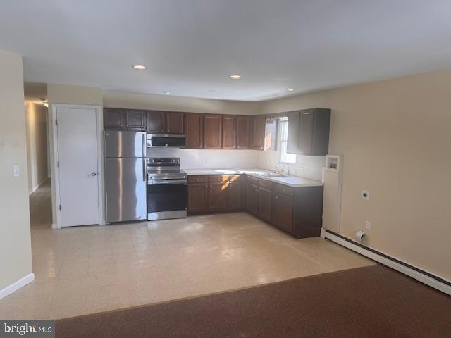 Building Photo - 132 N Main St