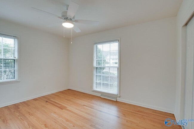 Building Photo - 814 Cleermont Dr SE