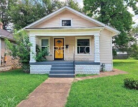 Building Photo - 2522 Wilson Ave