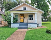 Building Photo - 2522 Wilson Ave