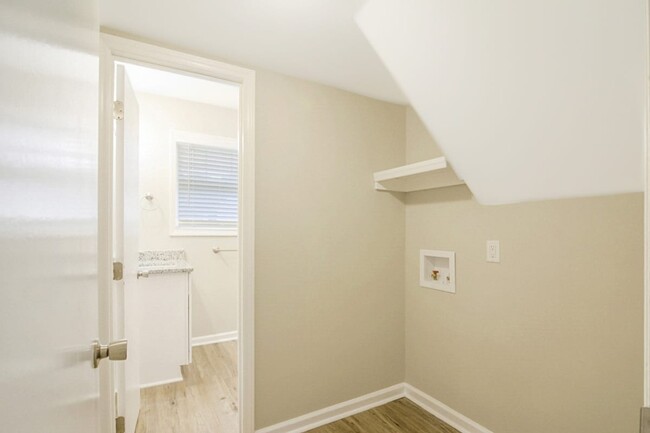 Building Photo - 2908 Buckthorne Ct