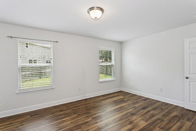 Building Photo - 7097 Sonny Dr