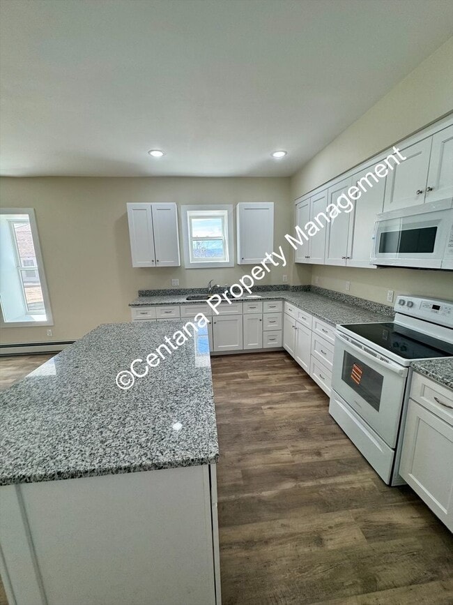 Building Photo - 614 N Alaska St