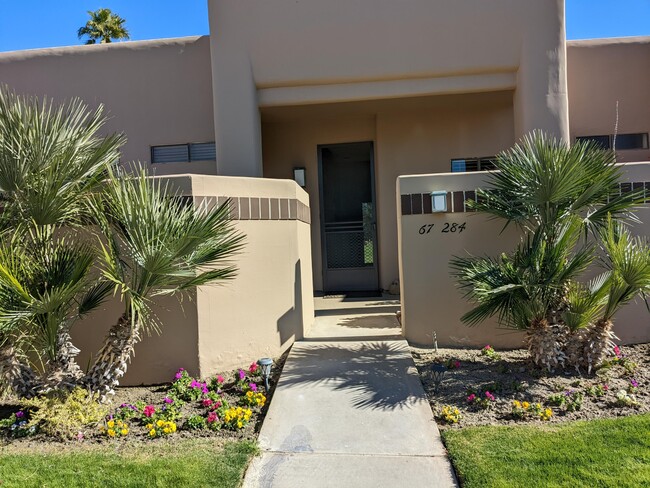 Building Photo - 67284 W Chimayo Dr