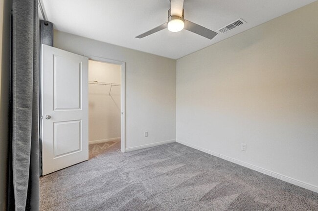 Building Photo - AMAZING 2 Story, 5 Bedroom Home in Gated community!