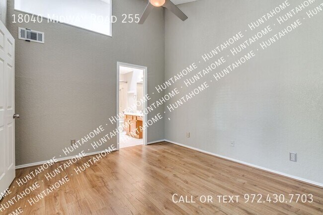 Building Photo - 18040 Midway Rd