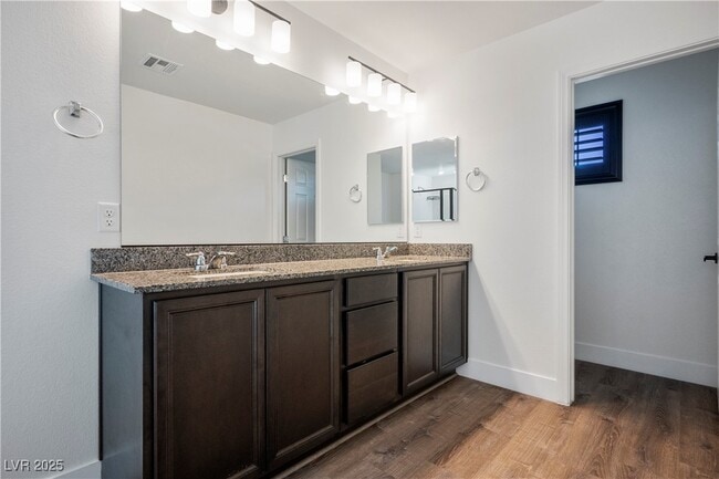 Building Photo - 10618 Sariah Skye Ave