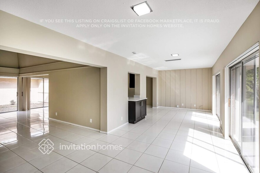 Building Photo - 4903 Banyan Ln