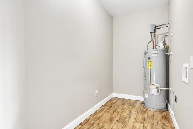 Building Photo - Beautiful 3BR/2BA in Travelers Rest with Granite Kitchen & Cozy Fireplace $2275/mo rent**