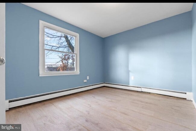 Building Photo - 96 Martins Ln