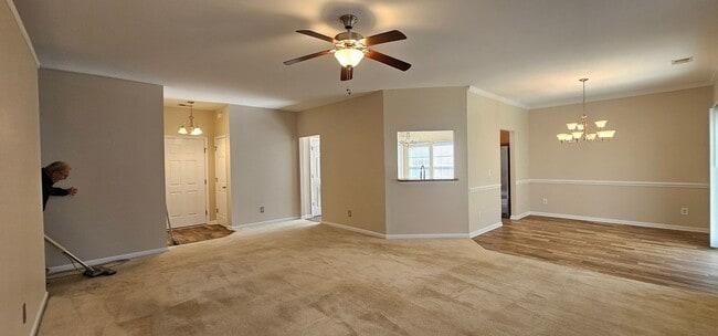 Building Photo - 1593 Langley Dr