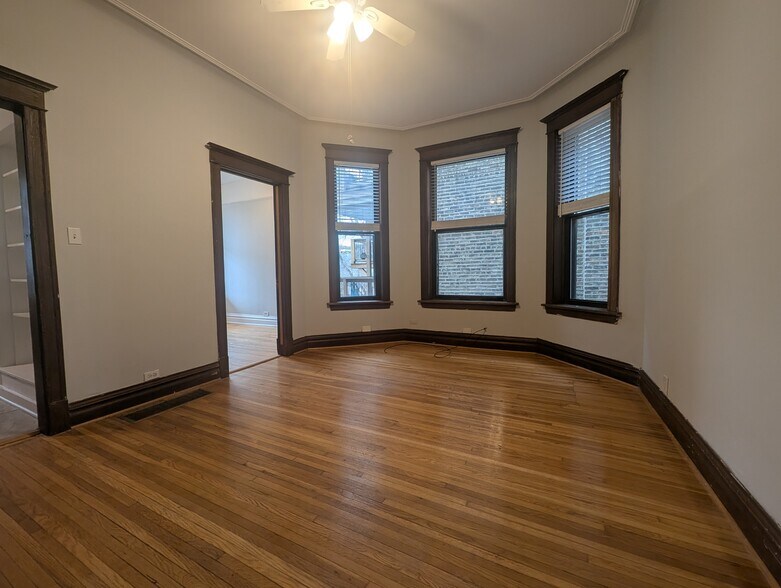 Building Photo - 3824 N Fremont St