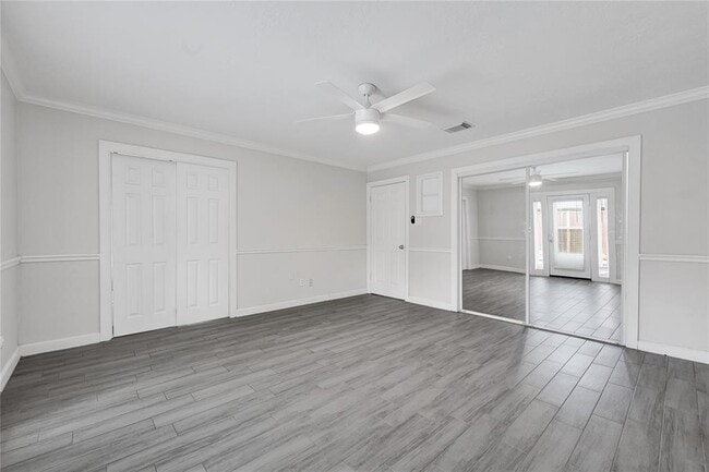 Building Photo - 15611 Rolling Timbers Dr