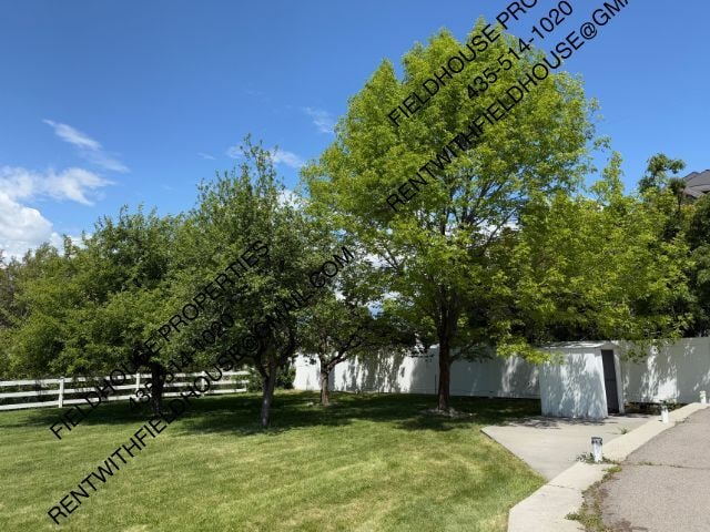 Building Photo - 1285 E 1500 N