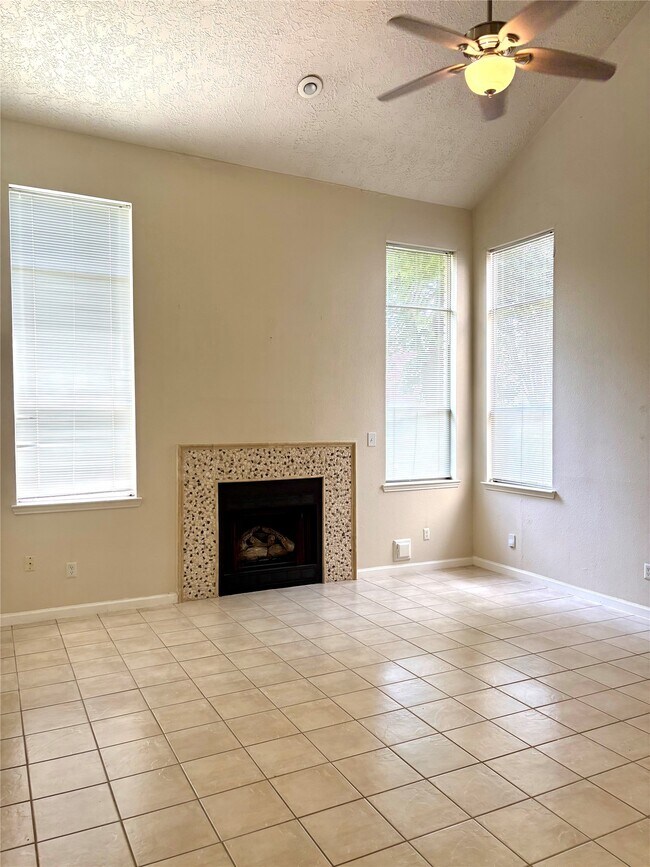 Building Photo - 12311 Hamsfield Ct