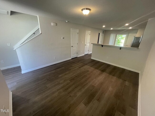 Building Photo - 2027 Wiggins Village Dr