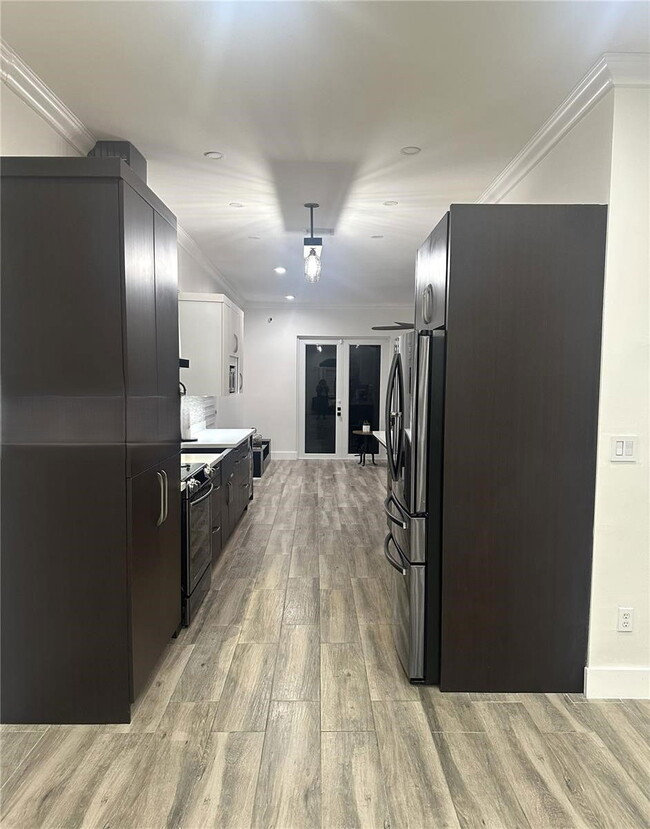 Building Photo - Southwest 3rd Street, Miami, FL 33184 - 4 BR 3 BA single-family home