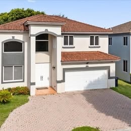 Building Photo - 5776 SW 166th Ct