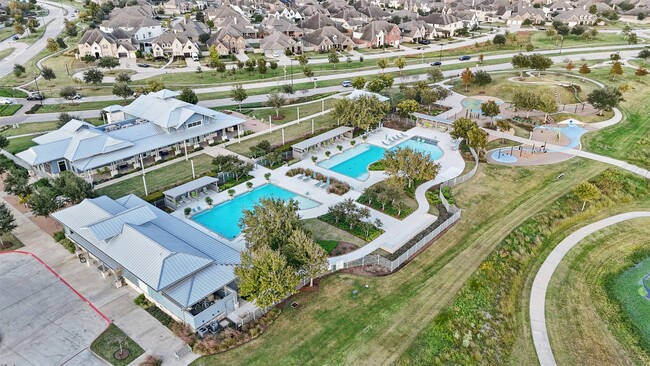 Building Photo - 5511 Orangery Ln