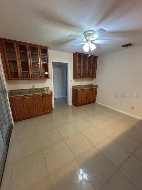 Building Photo - 612 Martin Ave