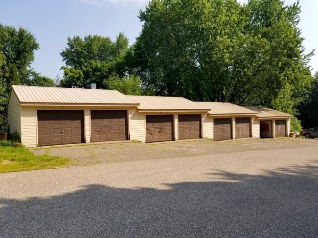 Building Photo - 13080 N 3rd Ave
