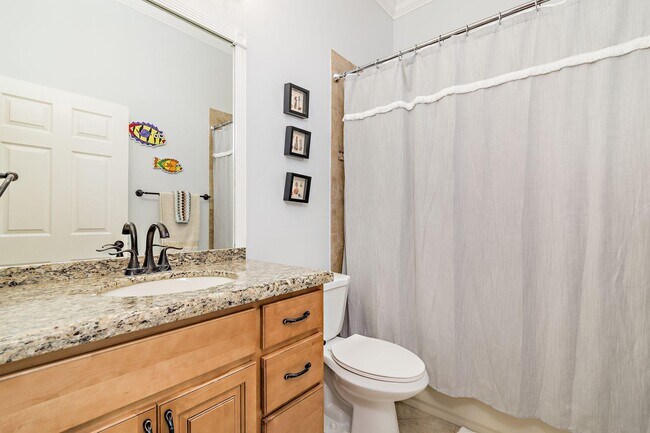 Building Photo - 2102 Mahogany Pl