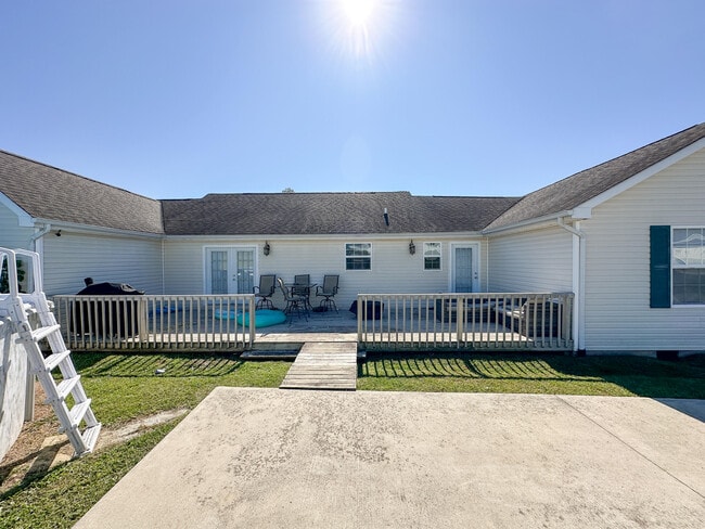 Building Photo - 426 Bryants Way