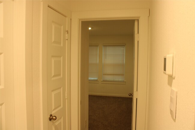 Building Photo - 30114 Ousel Falls Ln