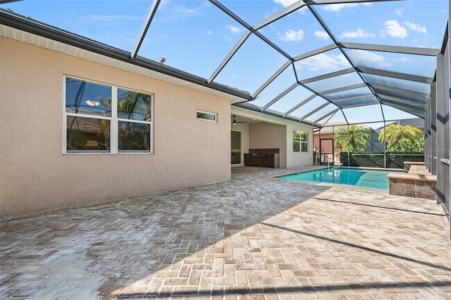 Building Photo - 1021 Kestrel Ct